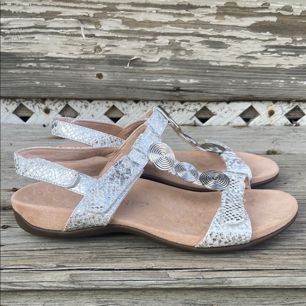 NWOB Vionic Farra Silver Snake Print Adjustable Comfort Sandals Women's Size 9.5 - Picture 5 of 12